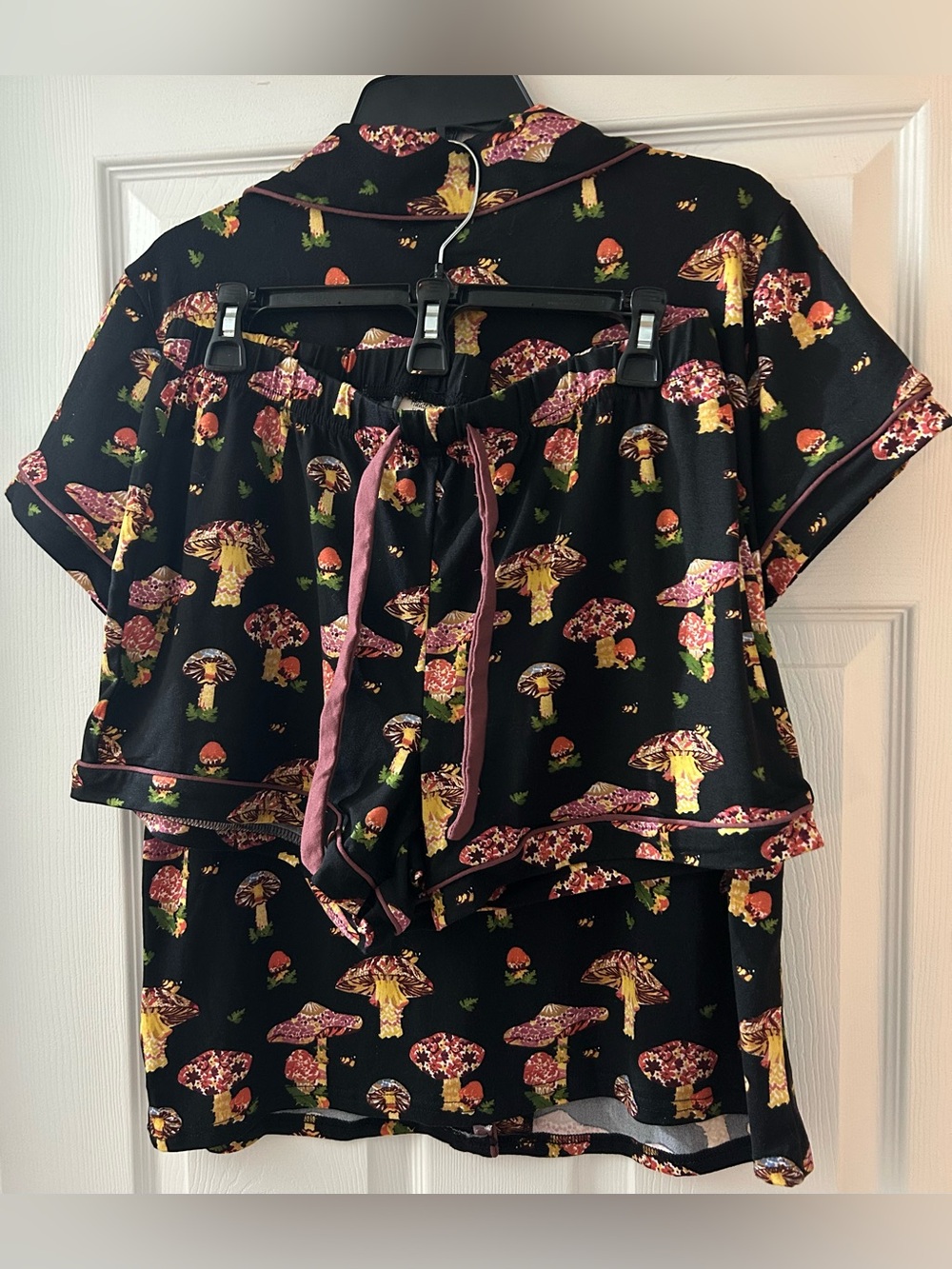 HAUTE DREAMZ Mushroom Lounge Pajama Set - Picture 6 of 11